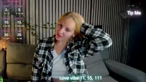 Snapshot of me1issa_bell chatting on 25, 2, 2026 Melissa online show from 25, 2, 2026