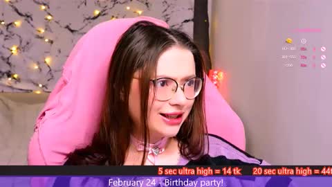 Snapshot of me_hanna chatting on 18, 2, 2025 Hanna online show from 18, 2, 2025