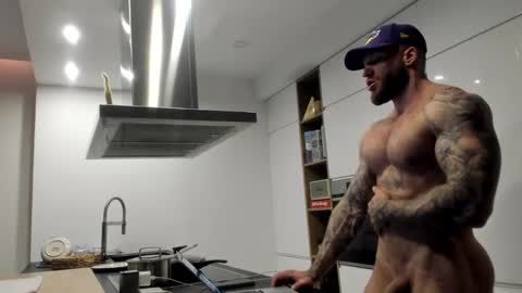 Snapshot of mealphamale chatting on 3, 12, 2024 Alpha Male online show from 3, 12, 2024