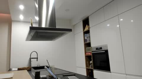 Snapshot of mealphamale chatting on 1, 1, 2025 Alpha Male online show from 1, 1, 2025