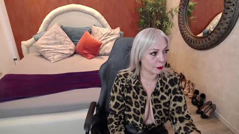 meamandax online show from 11, 1, 2025