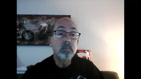 me at home online show from 25, 12, 2024