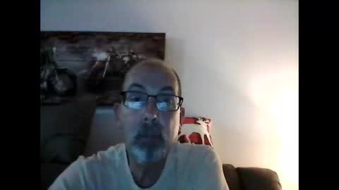 me at home online show from 2, 1, 2025