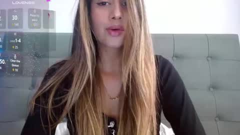 Snapshot of mecute1 chatting on 14, 10, 2025 mecute1 online show from 14, 10, 2025