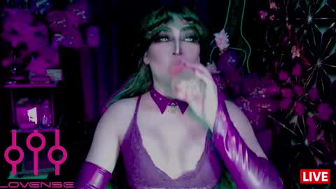 THE QUEEN ALPHA   Queen Medusa Prey online show from 3, 2, 2026