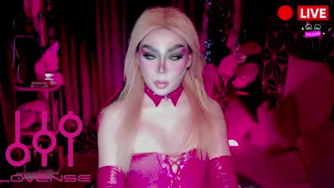 Snapshot of medusaprey chatting on 8, 4, 2026 THE QUEEN ALPHA Queen Medusa Prey online show from 8, 4, 2026