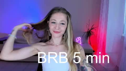 Snapshot of meeeeeow08 chatting on 24, 11, 2025 Sweet Meow nonude online show from 24, 11, 2025