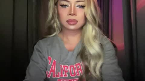 Snapshot of meetmehalfway888 chatting on 9, 10, 2025 GODDESS OF ALL GODDESSES online show from 9, 10, 2025