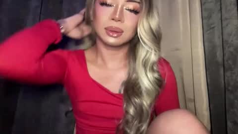 Snapshot of meetmehalfway888 chatting on 22, 10, 2025 GODDESS OF ALL GODDESSES online show from 22, 10, 2025