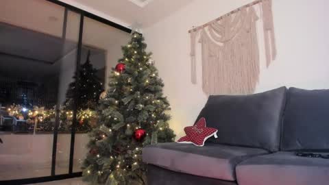 megan online show from 2, 12, 2024