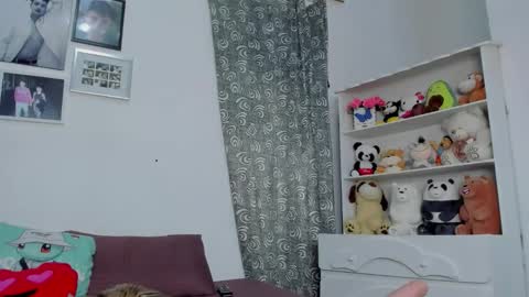 Snapshot of megan_and_clohe chatting on 7, 2, 2026 M E G A N online show from 7, 2, 2026