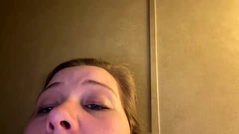 Snapshot of megan_blondiee chatting on 10, 12, 2024 Blondie online show from 10, 12, 2024