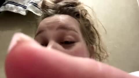 Snapshot of megan_blondiee chatting on 10, 2, 2025 Blondie online show from 10, 2, 2025