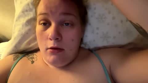 Snapshot of megan_blondiee chatting on 24, 11, 2025 Blondie online show from 24, 11, 2025