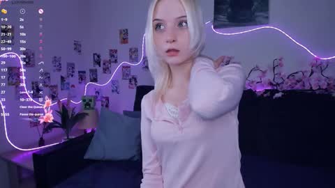 Megan and Anna online show from 25, 11, 2025