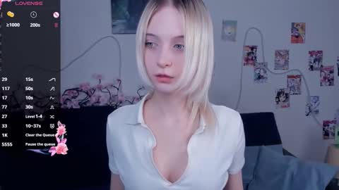 Megan and Anna online show from 15, 3, 2026