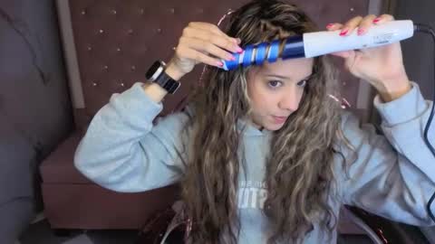 megan_collins_b online show from 12, 11, 2025