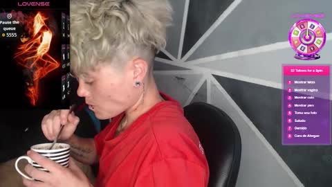 Megan and sophi online show from 13, 1, 2026