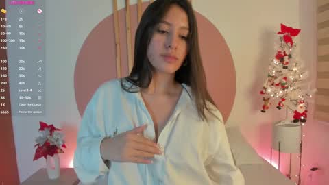 MEGAN COOPER online show from 15, 12, 2024