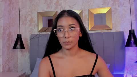 Carolina Paez online show from 13, 12, 2024