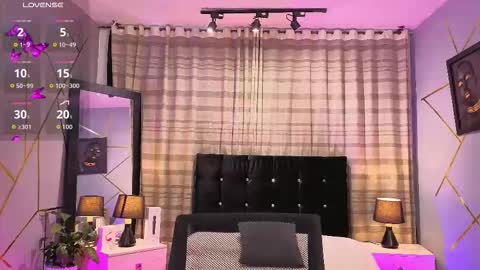 megan do santos online show from 6, 11, 2025