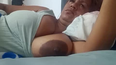 Snapshot of megan_greyxx chatting on 4, 12, 2025 megan_greyxx online show from 4, 12, 2025