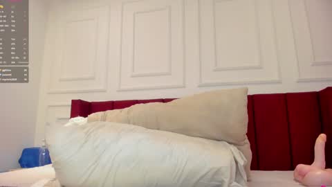 Snapshot of megan_monroe_ chatting on 7, 1, 2025 Megan online show from 7, 1, 2025