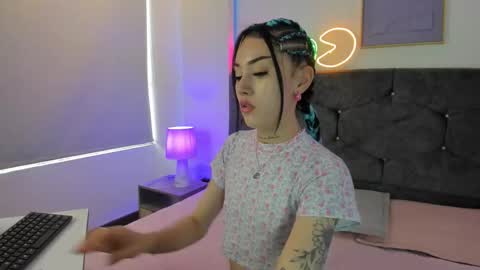 Snapshot of megan_morphy chatting on 29, 3, 2026 megan_morphy online show from 29, 3, 2026