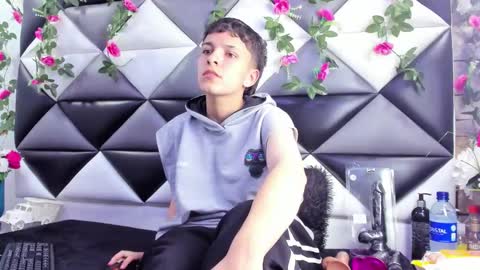 Snapshot of megan_thompsonn_ chatting on 15, 11, 2025 megan_thompsonn_ online show from 15, 11, 2025