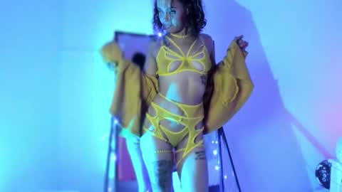 Snapshot of megan_tower chatting on 6, 11, 2025 megan_tower online show from 6, 11, 2025