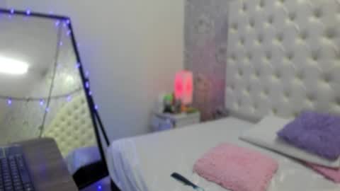 Snapshot of megan_tower chatting on 11, 11, 2025 megan_tower online show from 11, 11, 2025