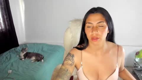 Snapshot of megan_waldman chatting on 1, 1, 2025 Megan online show from 1, 1, 2025