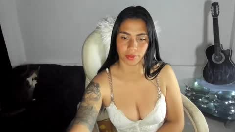 Snapshot of megan_waldman chatting on 8, 1, 2025 Megan online show from 8, 1, 2025