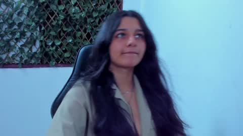 megan white 01  online show from 5, 12, 2024