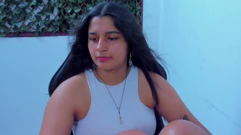 megan white 01  online show from 11, 12, 2024