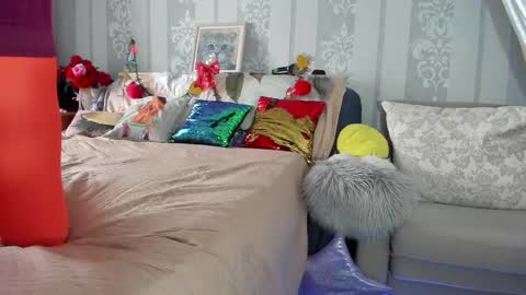 Nicki--------- Welcome to my Room online show from 20, 2, 2025