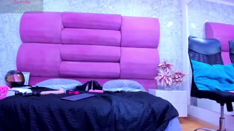 MeganFOXXI  online show from 9, 2, 2025
