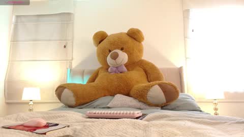 MEGAN online show from 7, 1, 2025