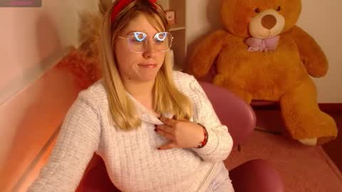 MEGAN online show from 22, 1, 2025