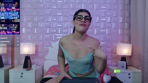 MeganM online show from 2, 1, 2025