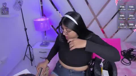 Snapshot of megann__up chatting on 16, 11, 2025 Megan online show from 16, 11, 2025