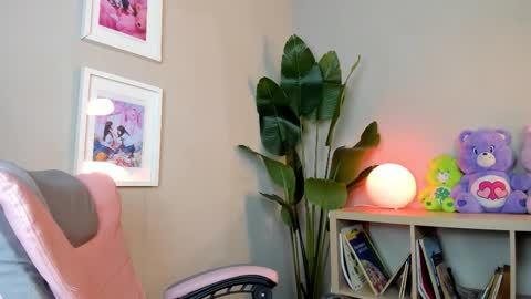 meganpeach_ online show from 25, 11, 2025