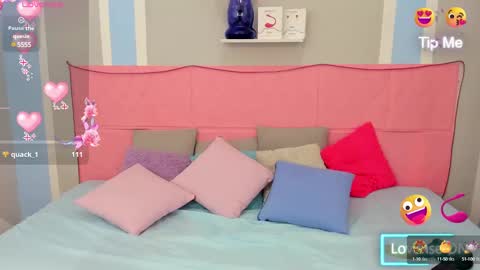 Megan Queen online show from 5, 2, 2025