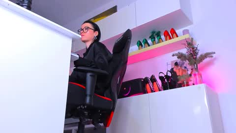 Megan online show from 5, 2, 2026