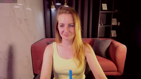 Meggy online show from 11, 9, 2025