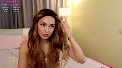 Elizabeth online show from 18, 9, 2025