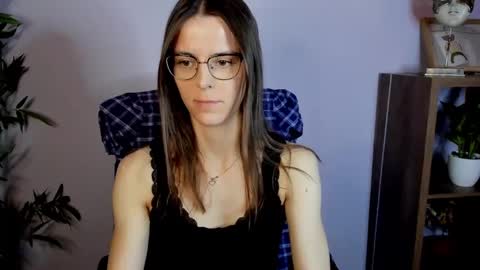 Megi online show from 7, 3, 2025