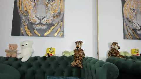 megpalmer online show from 27, 11, 2025