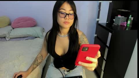 Snapshot of megumi3 chatting on 18, 10, 2025 megumi3 online show from 18, 10, 2025