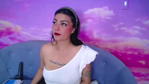  Mel  online show from 14, 11, 2025